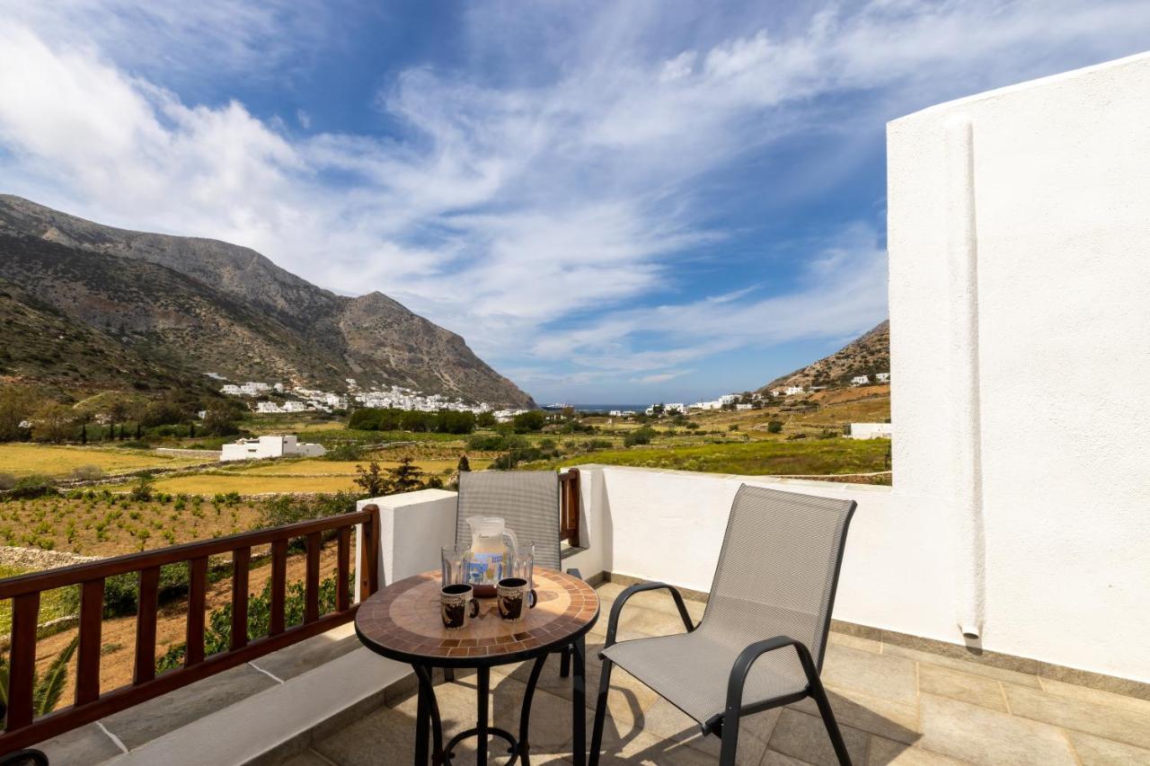 Peris Kamares (Sifnos)