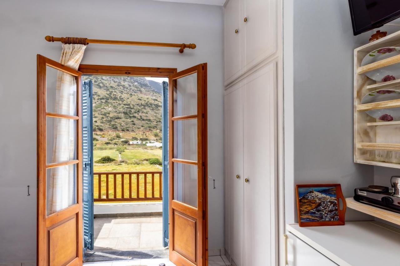 Peris * Kamares (Sifnos)